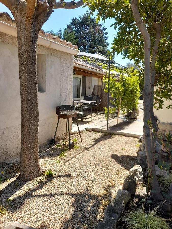 Chambres d'Hôtes Chez Cécile Lagnes Esterno foto