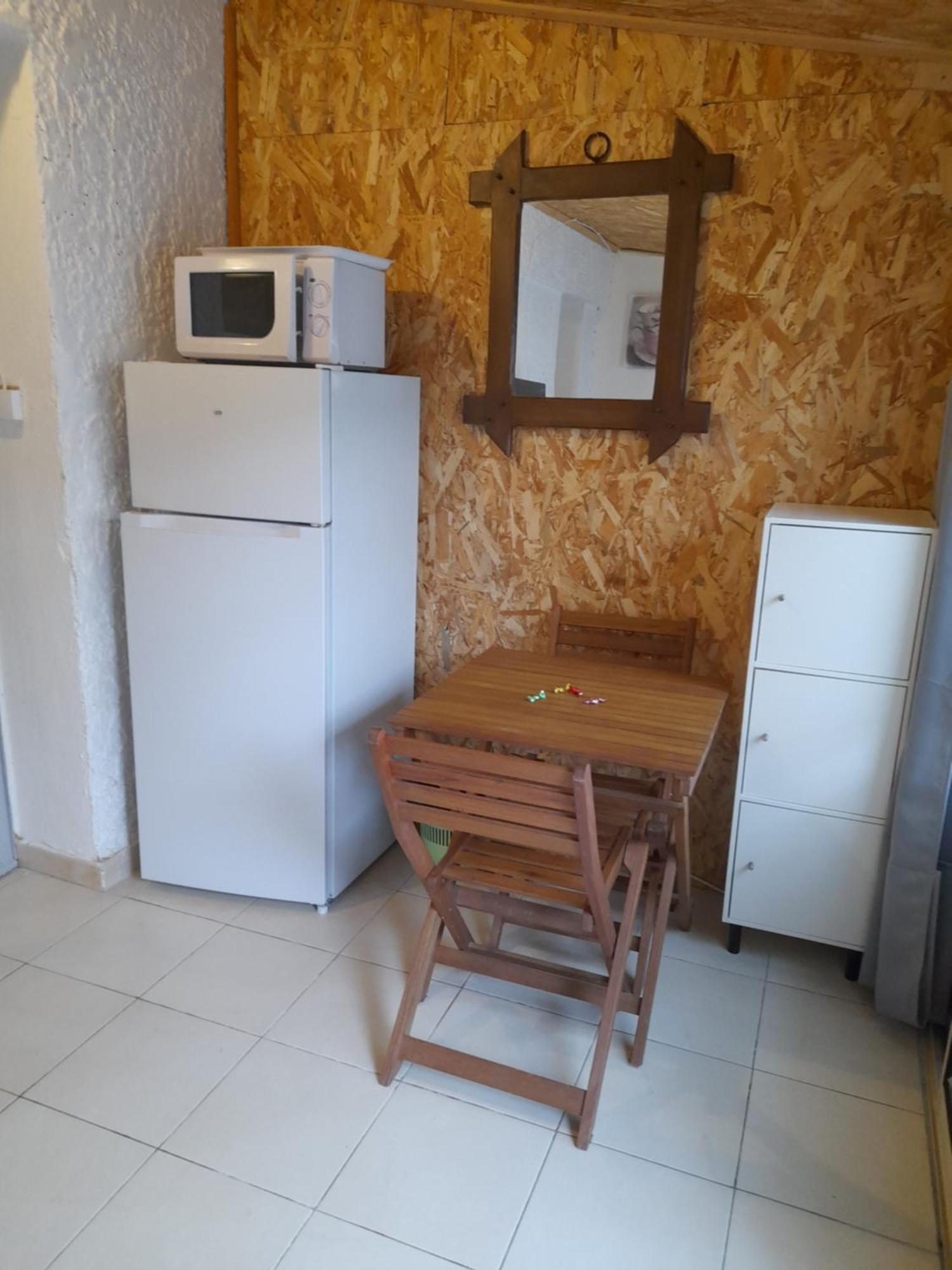 Chambres d'Hôtes Chez Cécile Lagnes Esterno foto